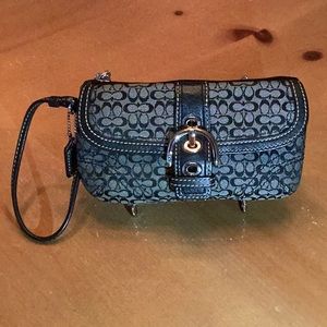 Coach Black Soho 2-Pocket Initial Wristlet Excellent